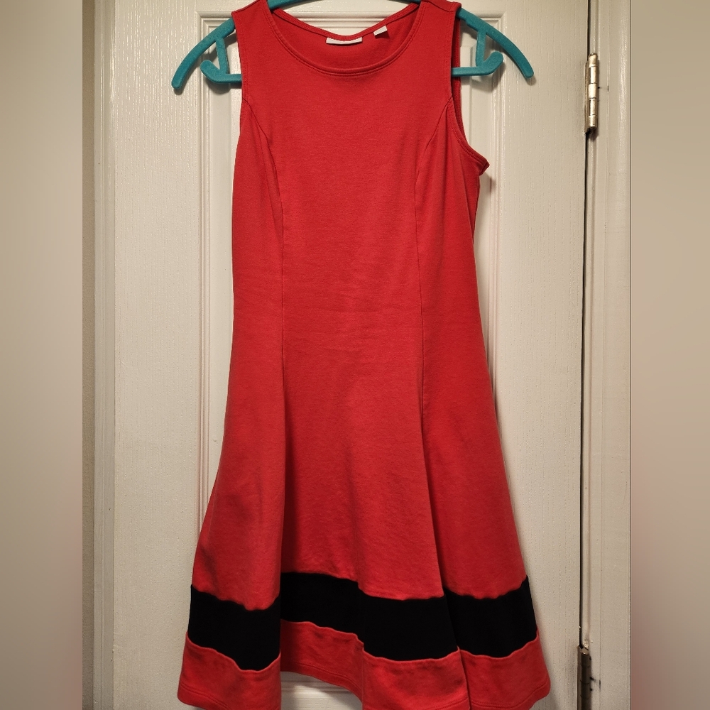 Pink and Black Sleeveless Dress